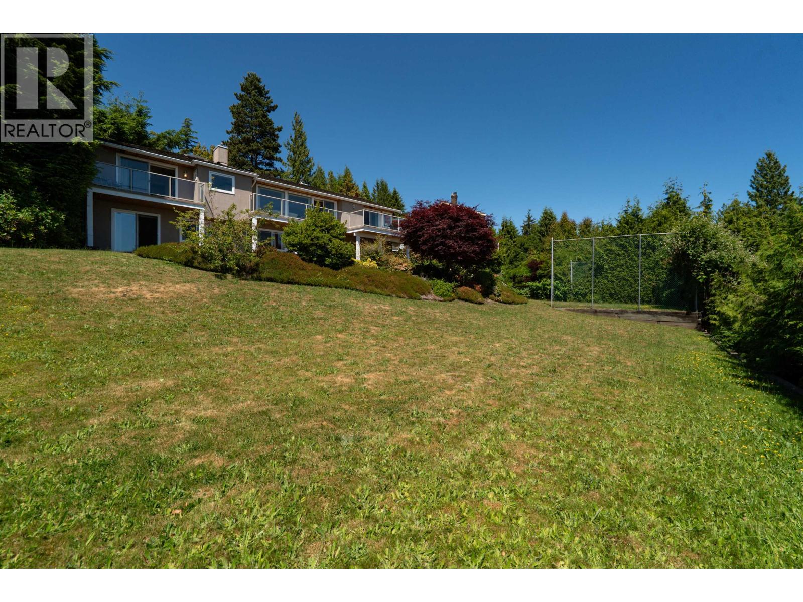 1440 SANDHURST PLACE, West Vancouver