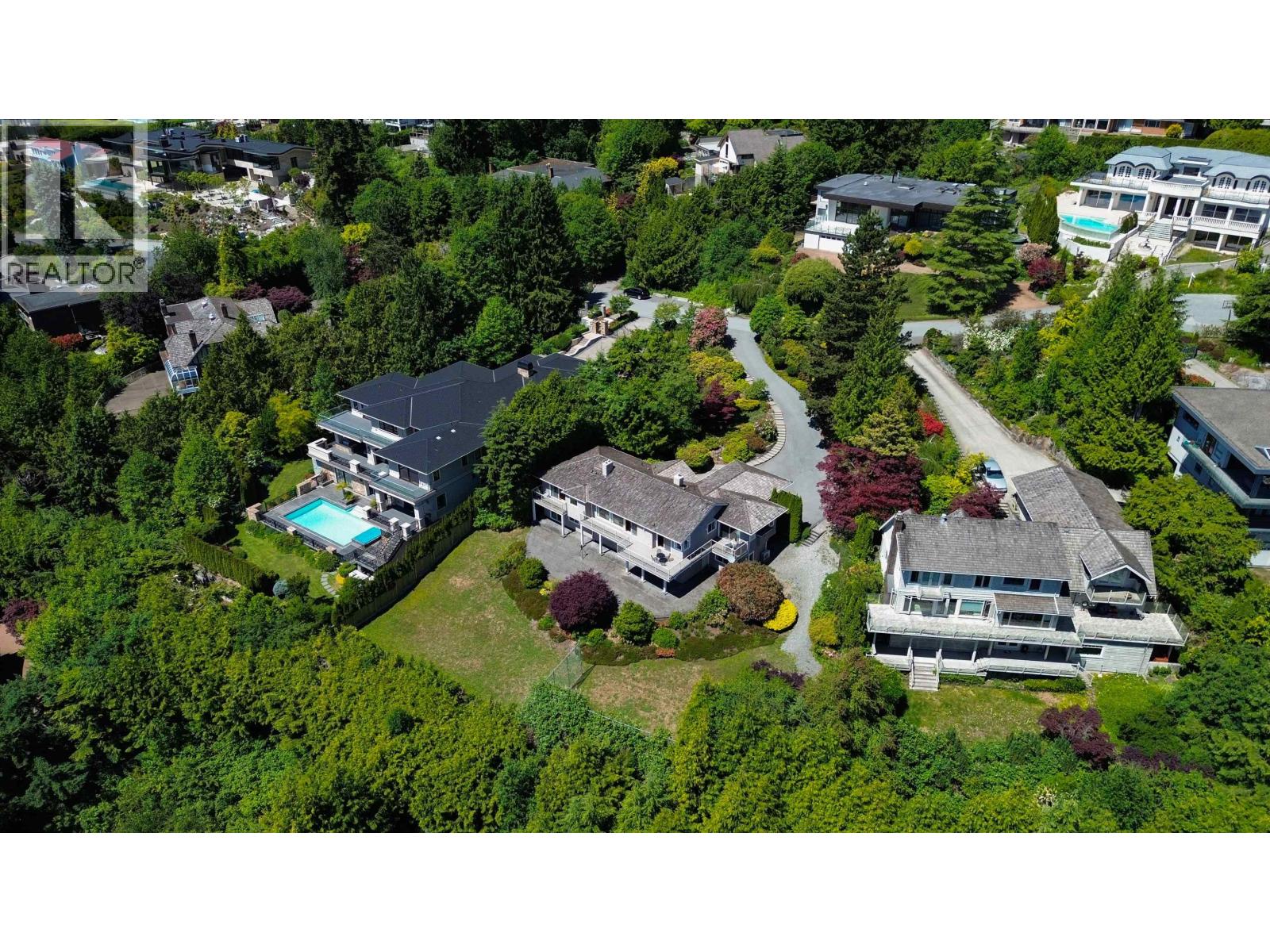 1440 SANDHURST PLACE, West Vancouver