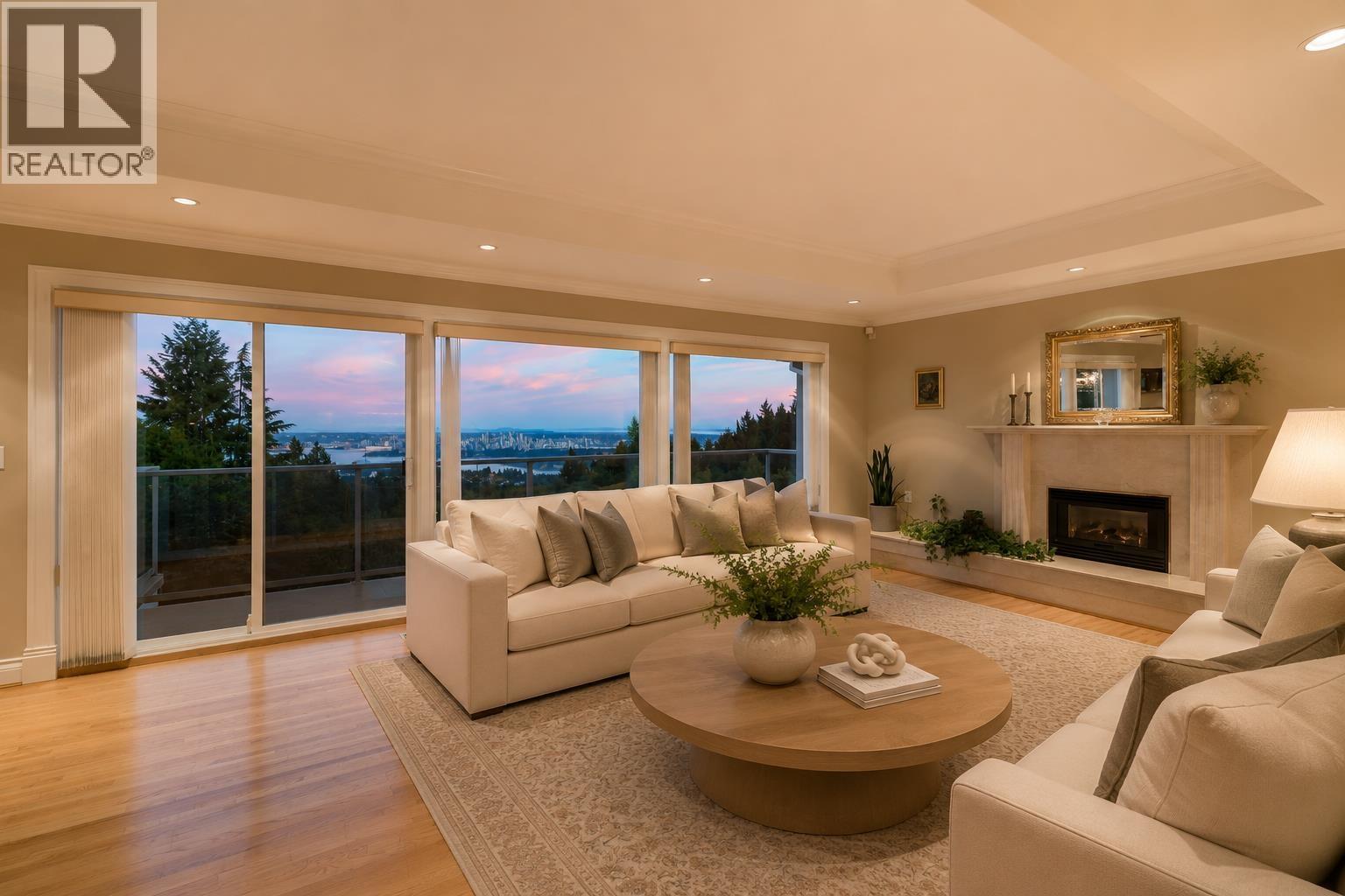 1440 SANDHURST PLACE, West Vancouver
