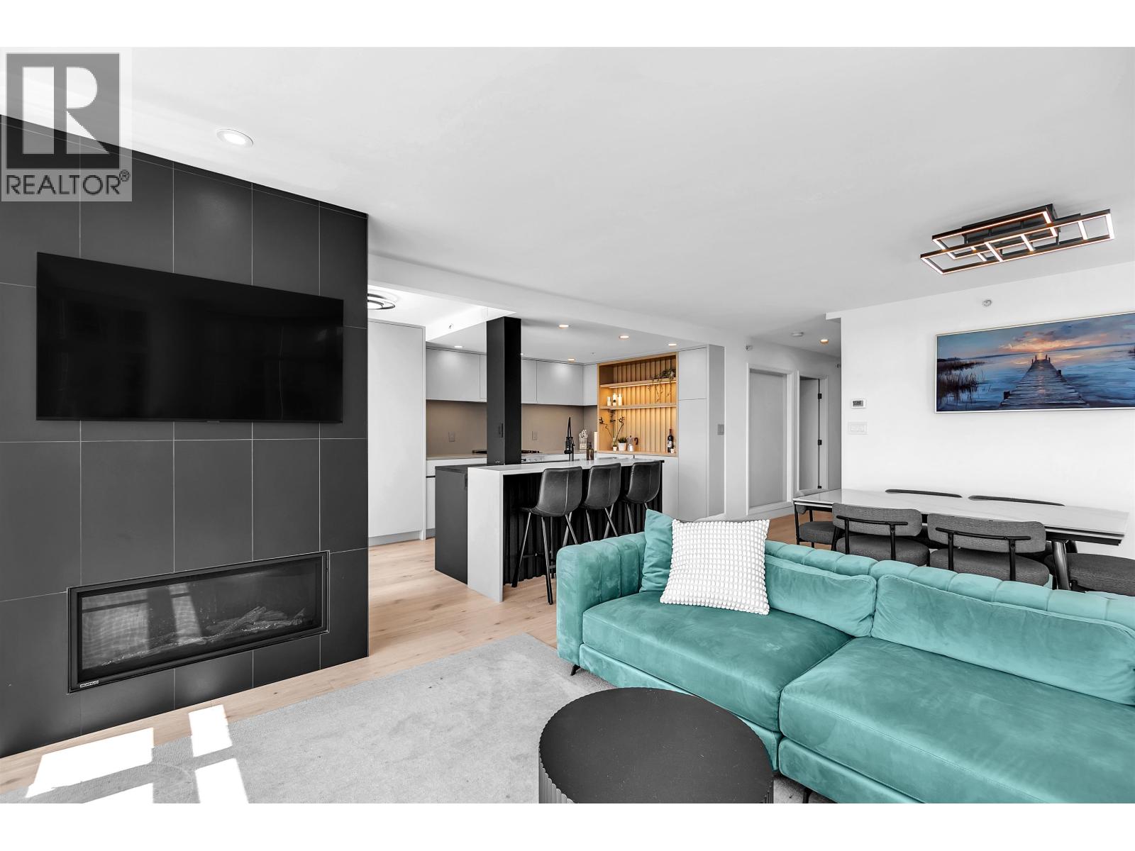 2506 198 AQUARIUS MEWS, Vancouver