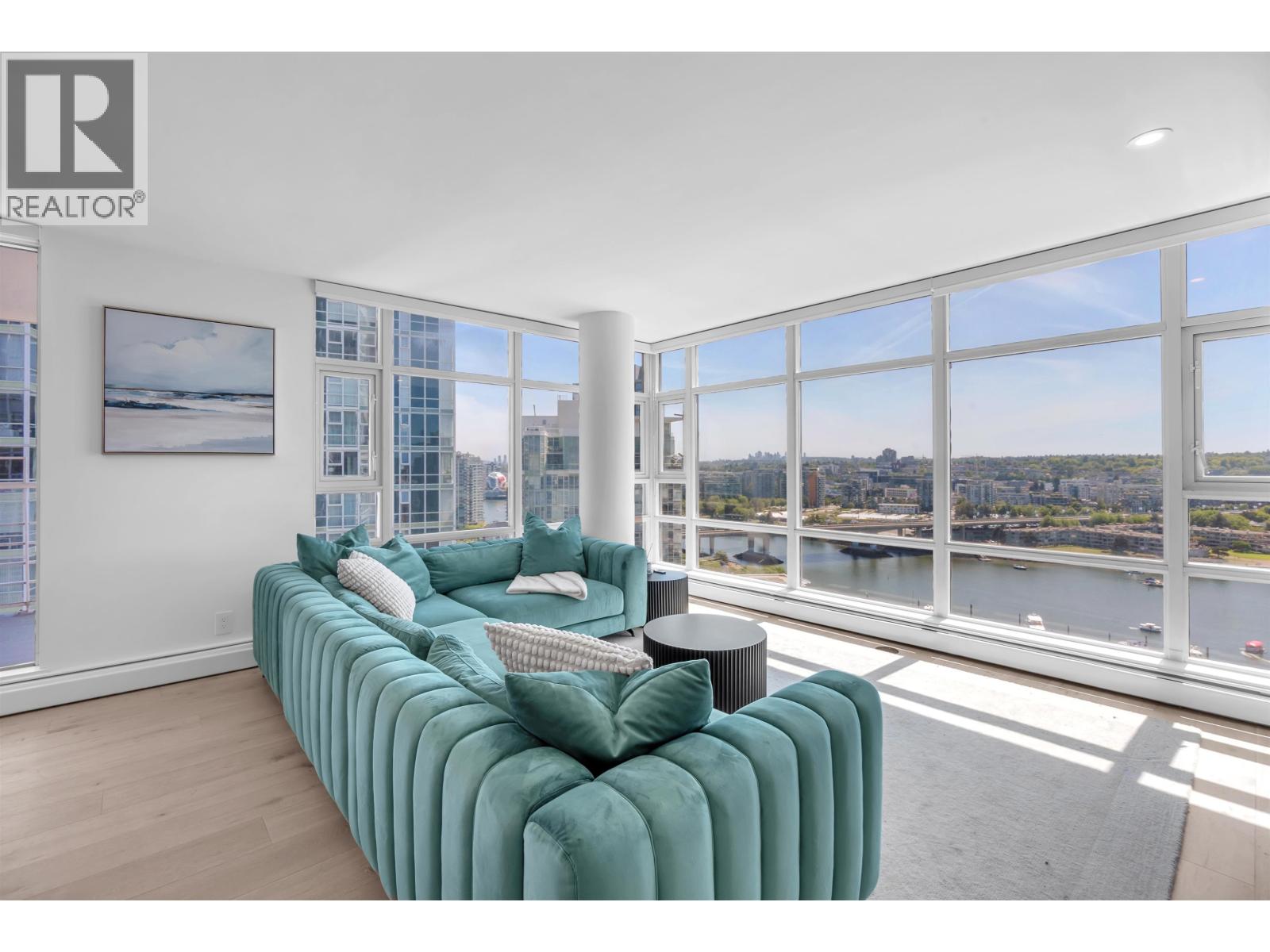 2506 198 AQUARIUS MEWS, Vancouver