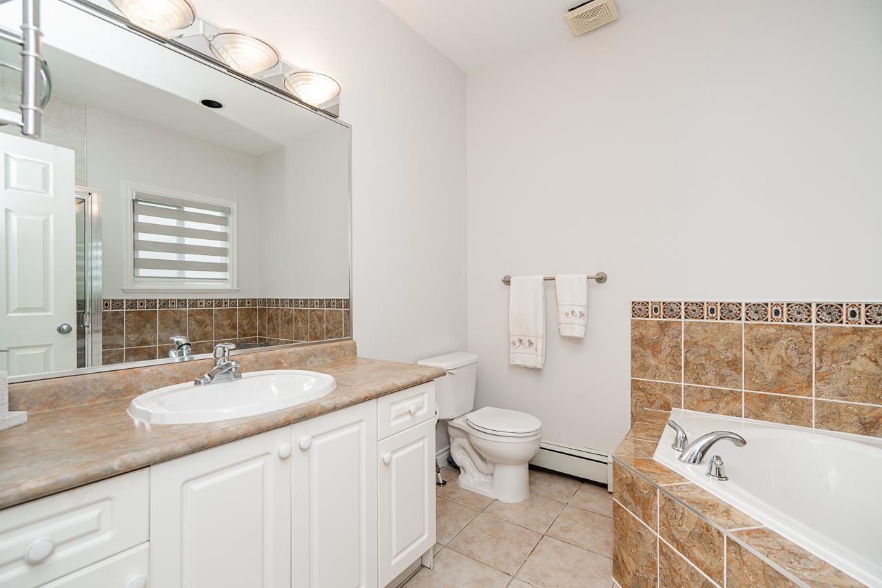 12773 N 90 AVENUE, Surrey