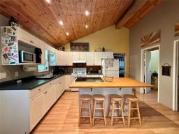 30 Gibson Drive, Victoria Beach, MB R0E2C0 Photo 16