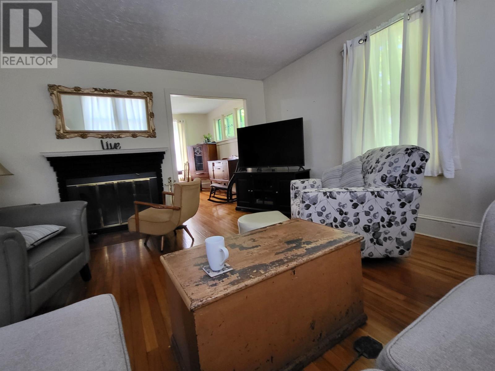 254 Notre Dame Street - 12