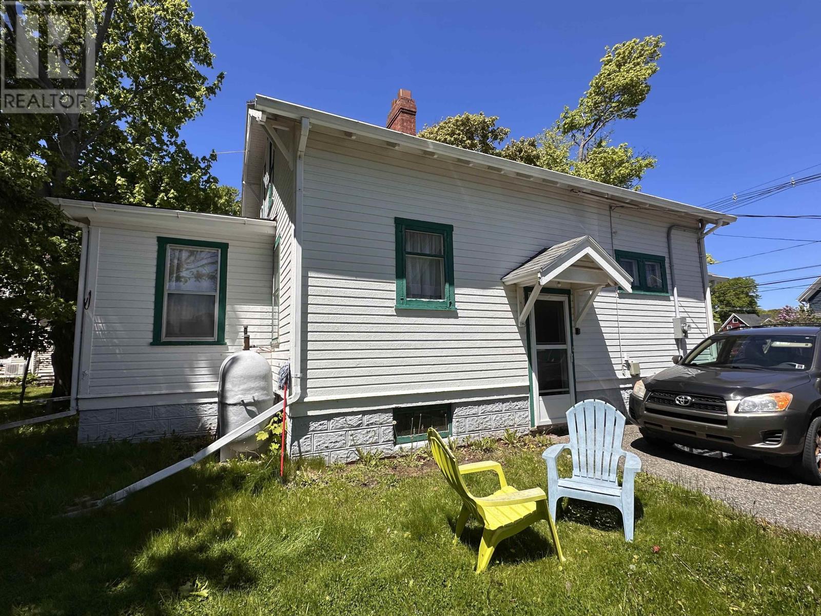 254 Notre Dame Street - 4