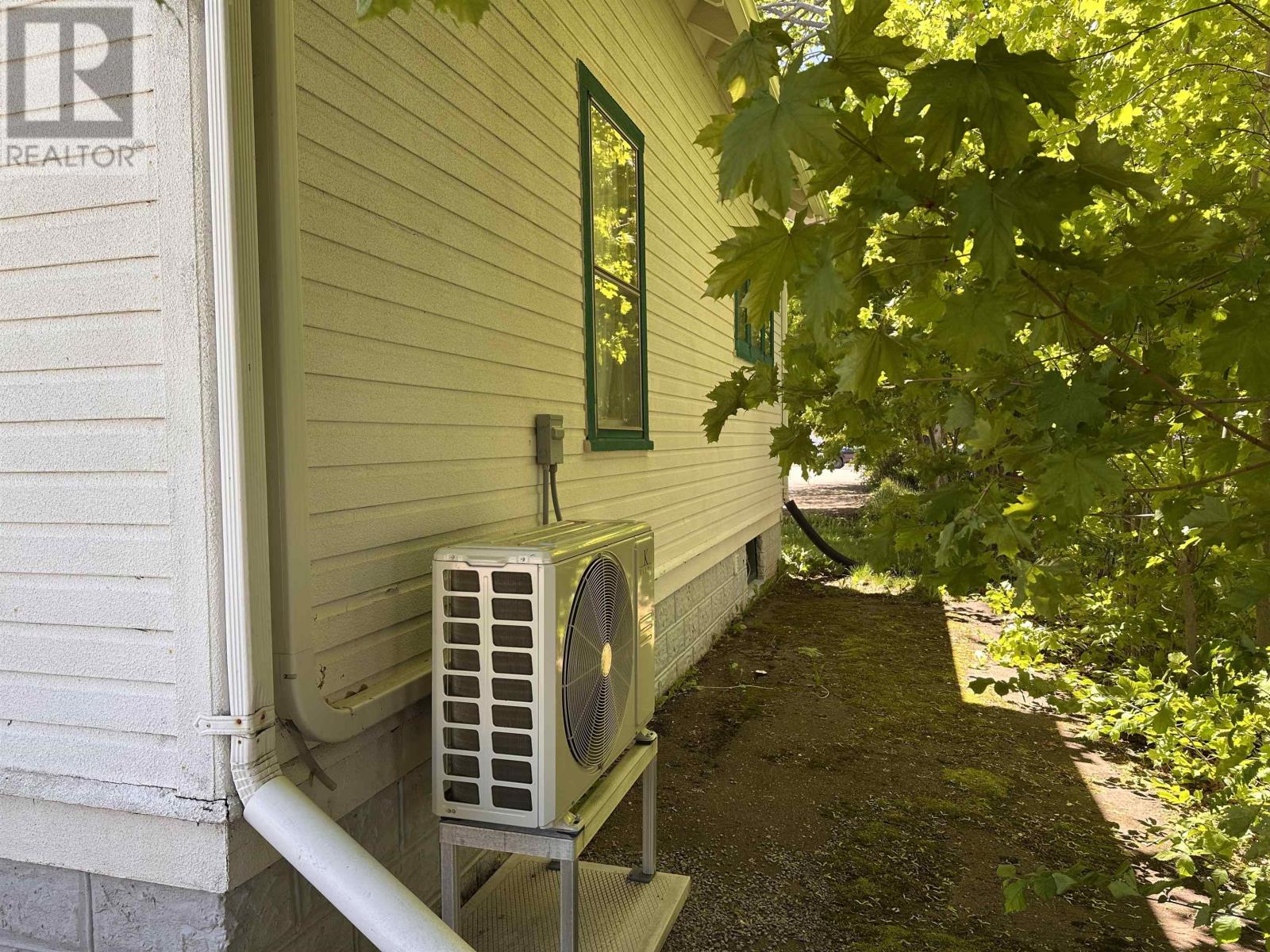 254 Notre Dame Street - 7