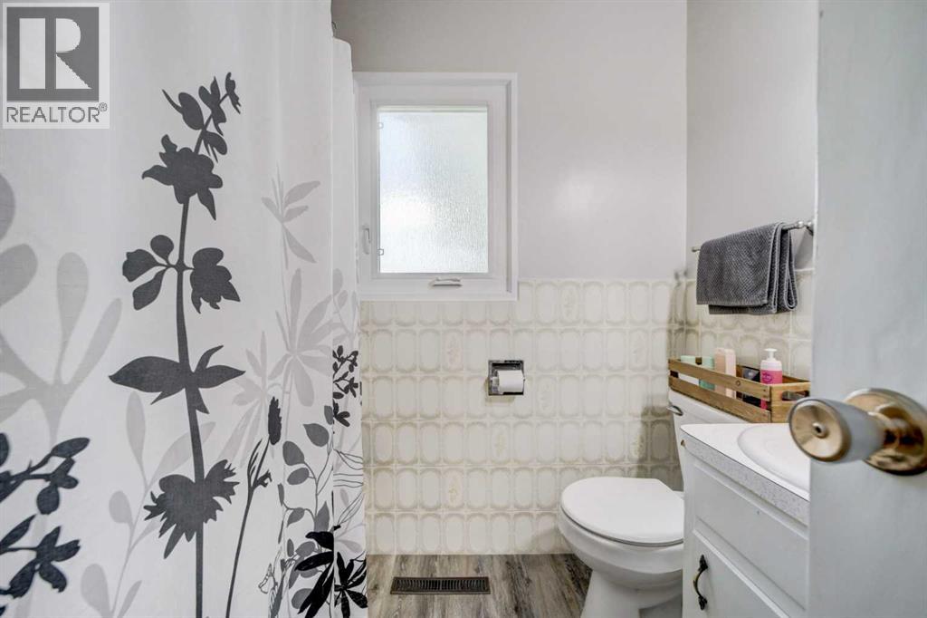 731 McDougall Street — photo 10