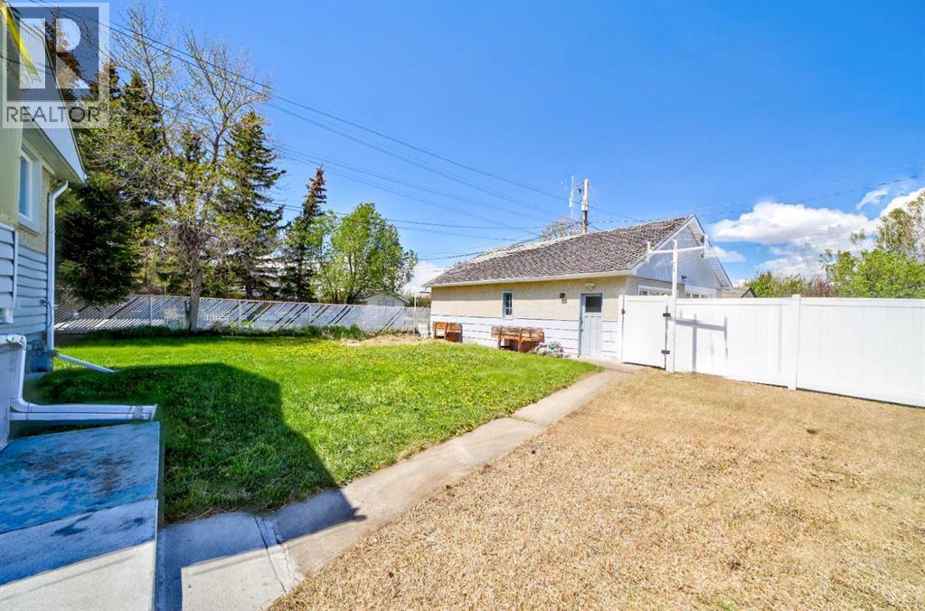 731 McDougall Street — photo 30