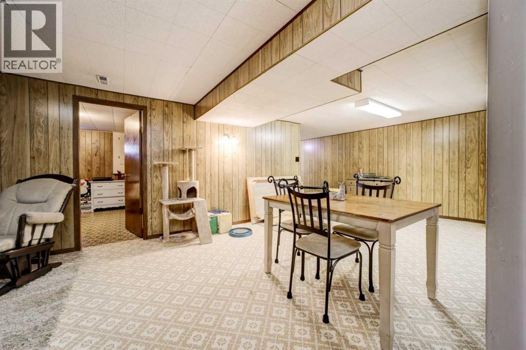 731 McDougall Street — photo 25