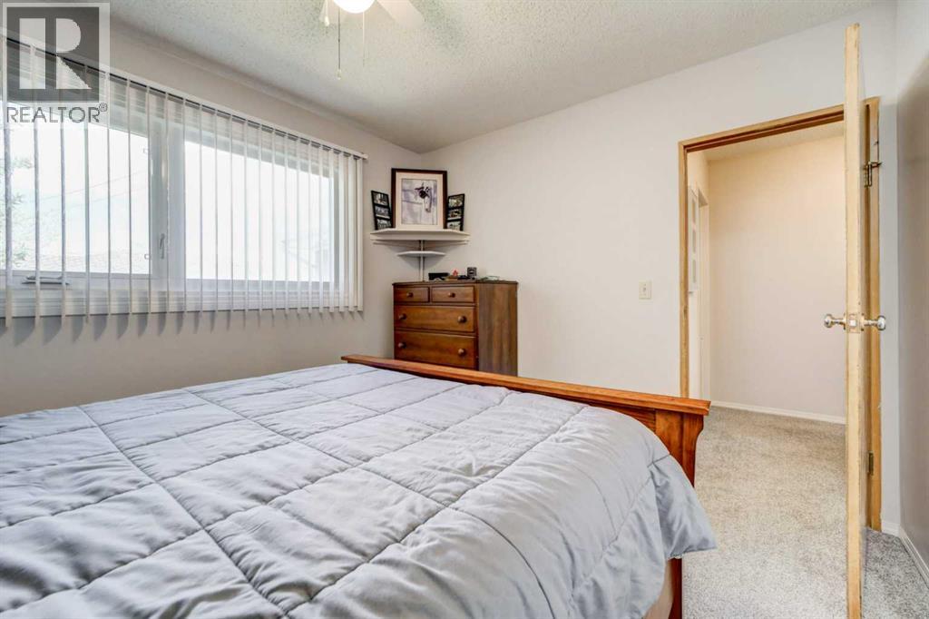 731 McDougall Street — photo 12