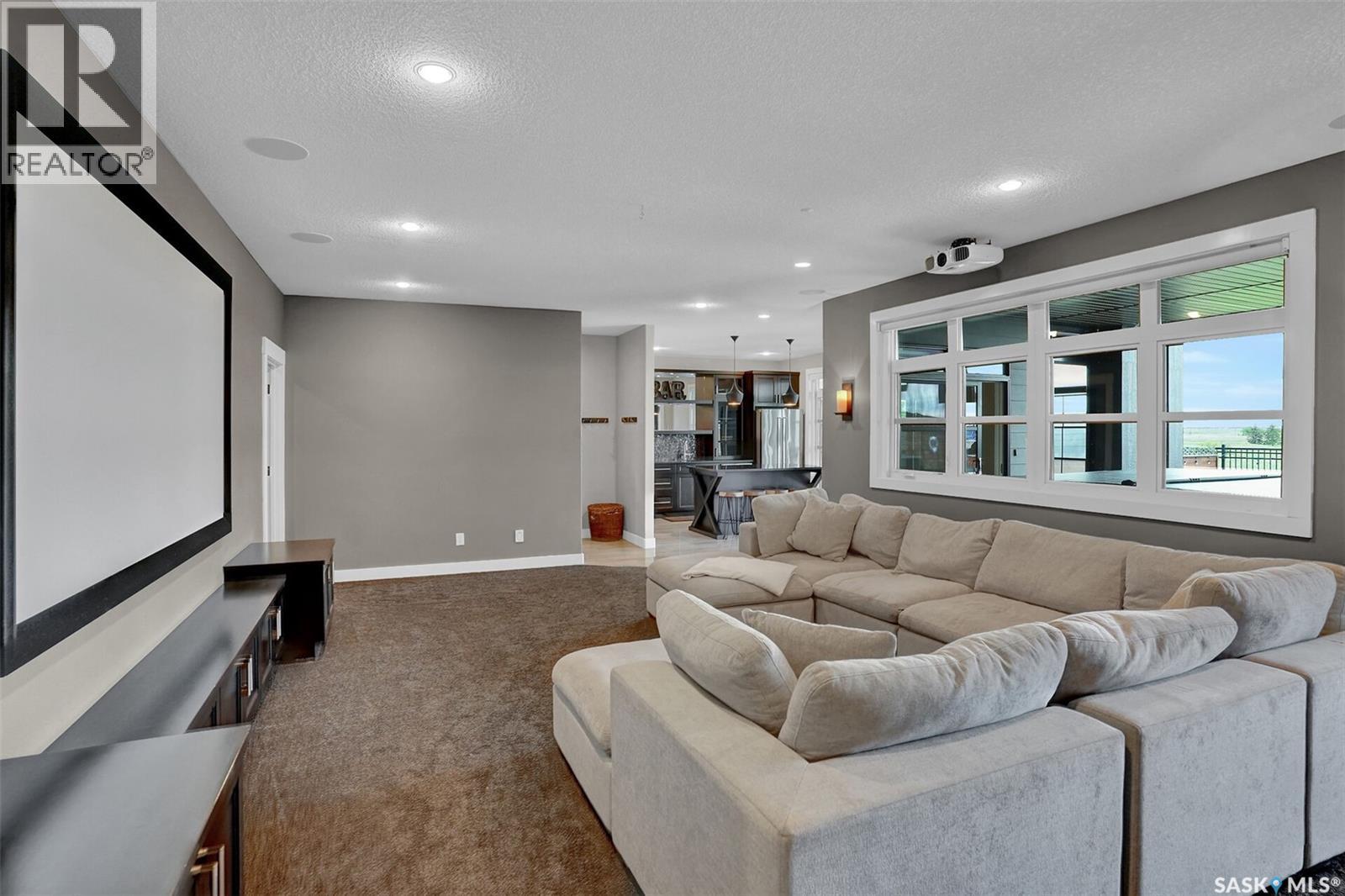 308 Brookview DRIVE — photo 42