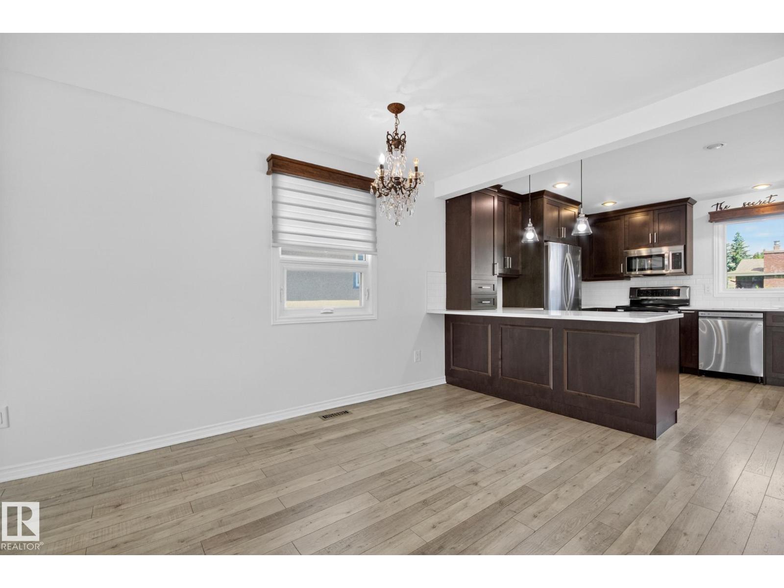 3 GALAXY WY — photo 10