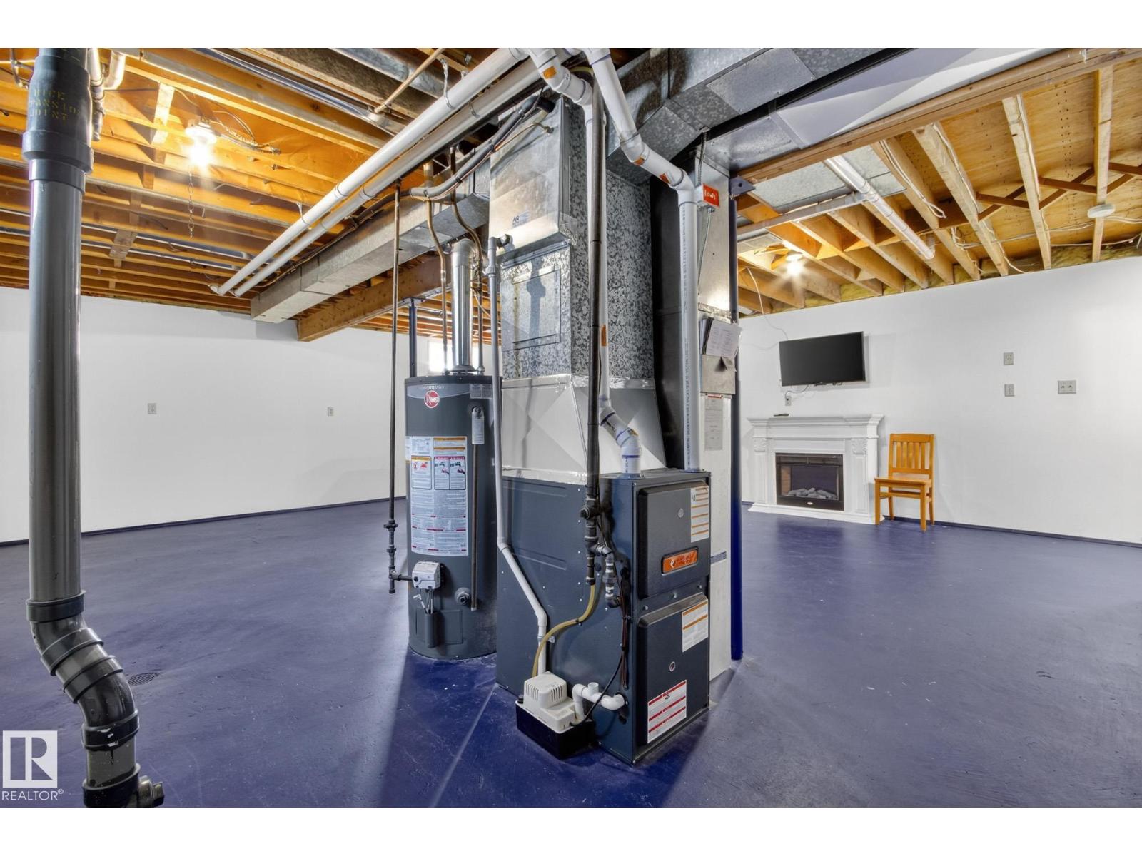 3 GALAXY WY — photo 26