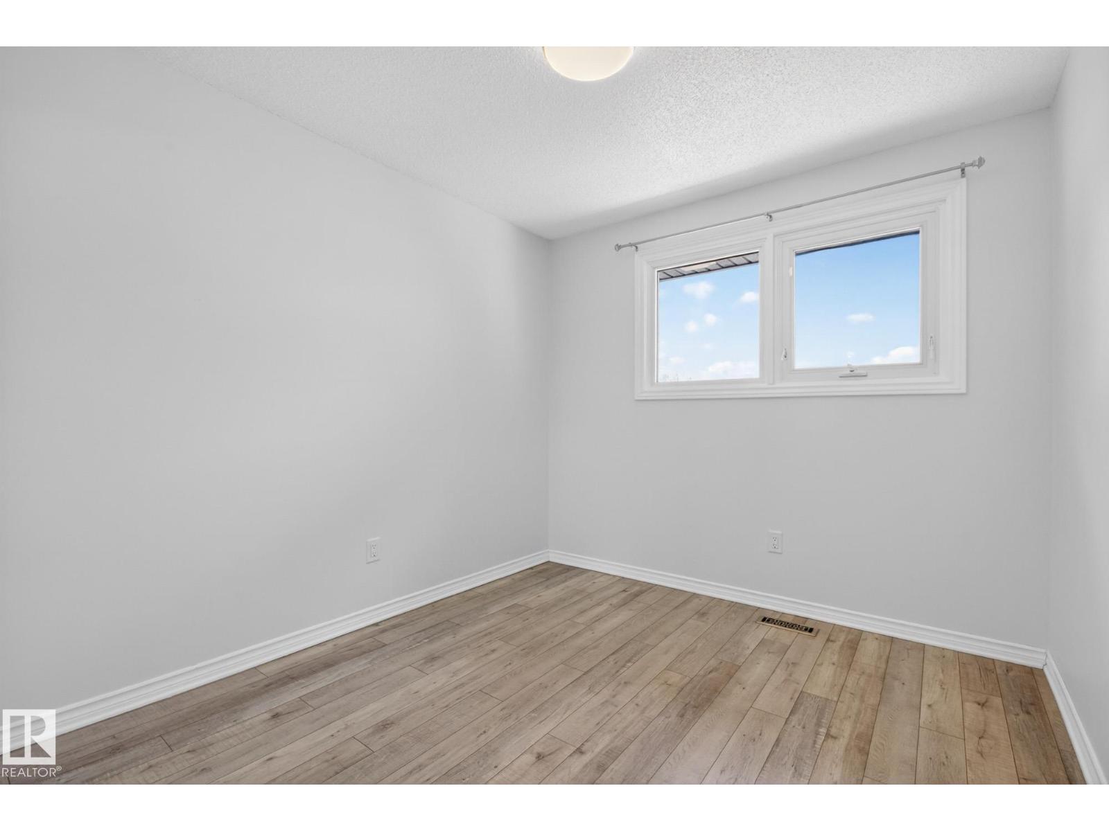 3 GALAXY WY — photo 20