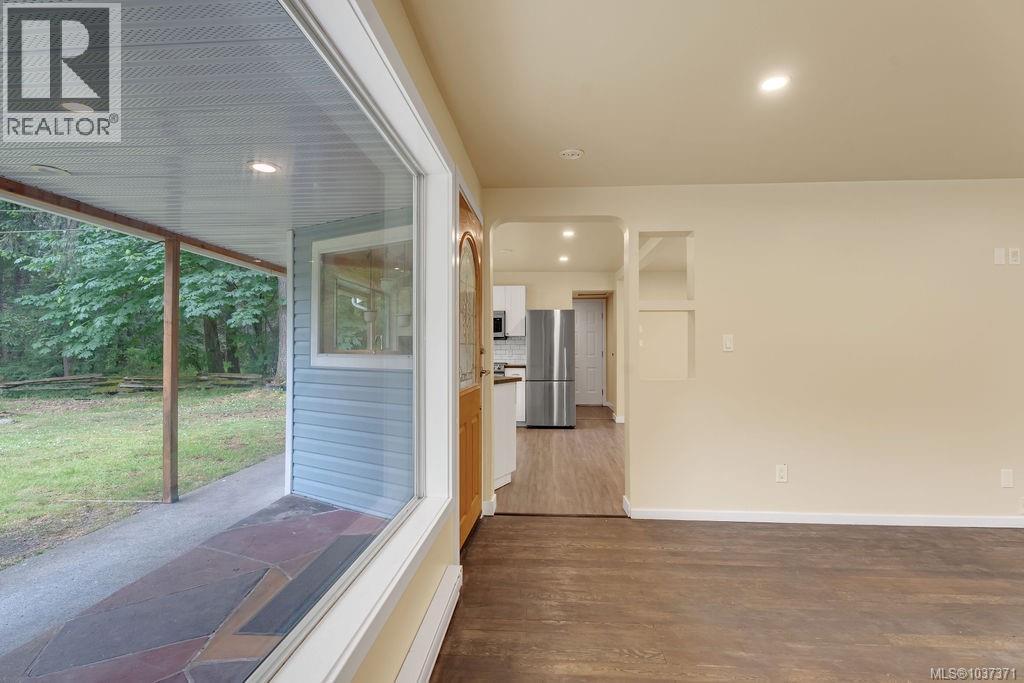 8996 Chemainus Rd - 18