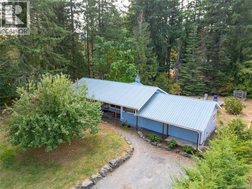 8996 Chemainus Rd - 85