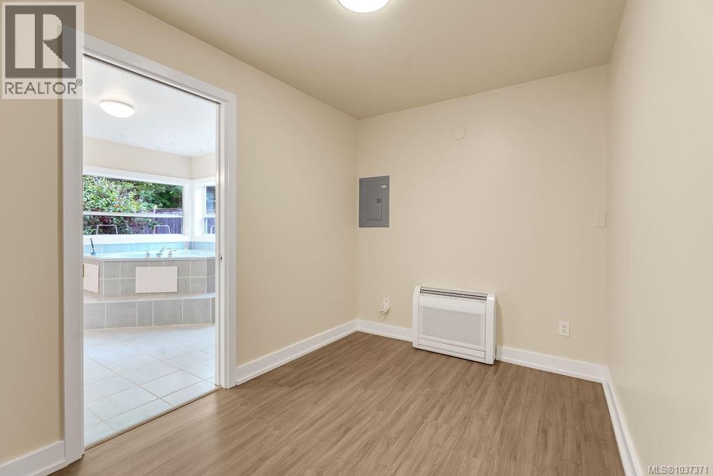 8996 Chemainus Rd - 51