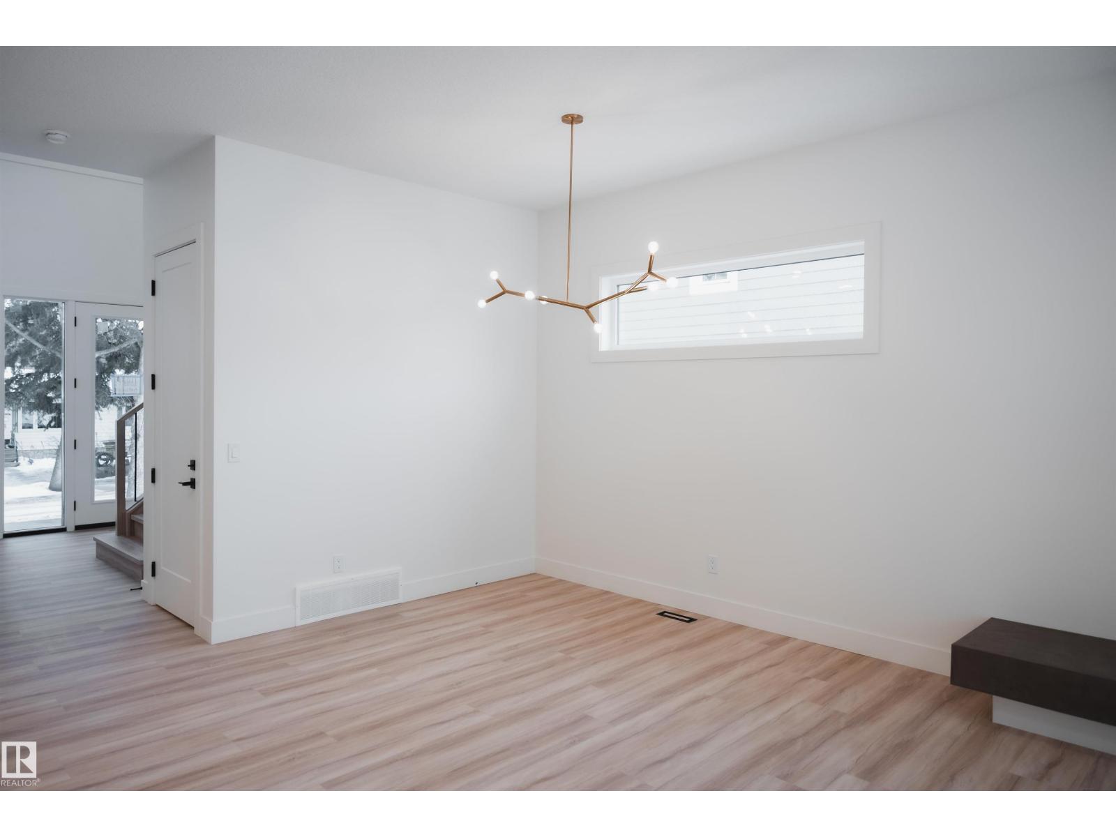 4216 121 ST NW - 7