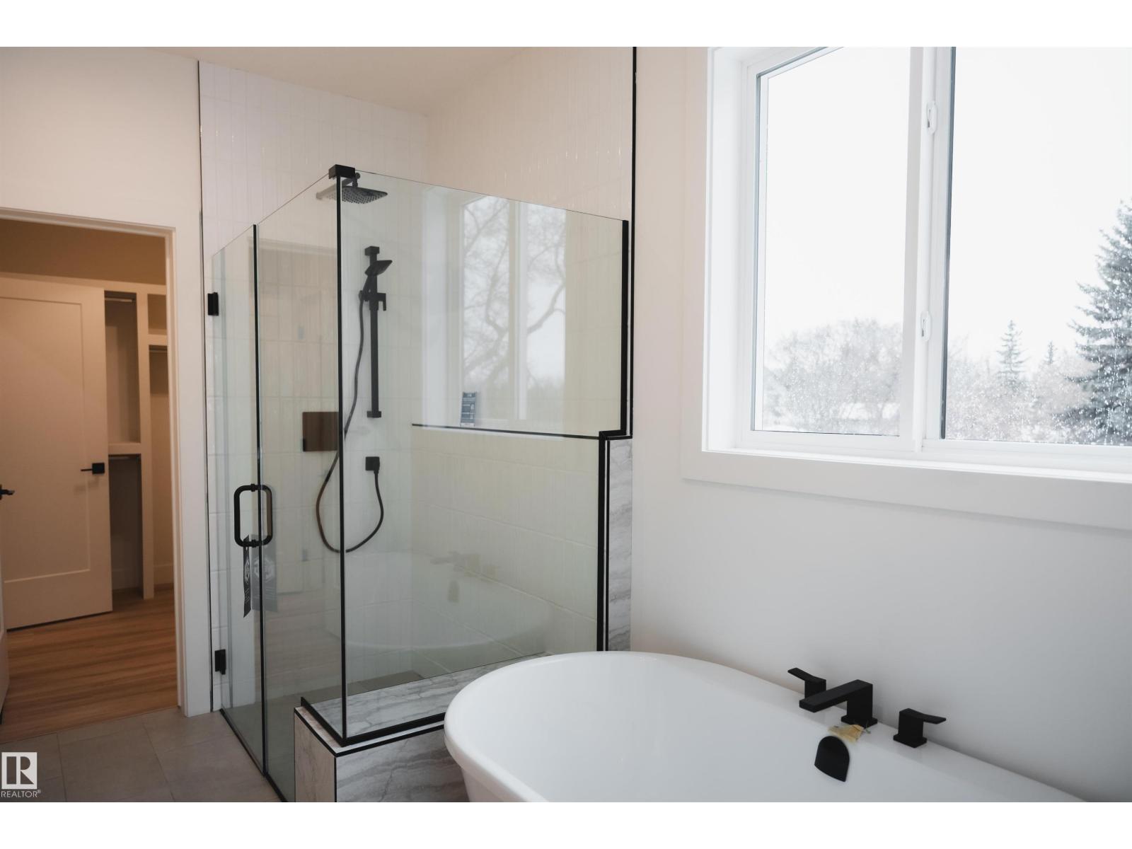 4216 121 ST NW - 14