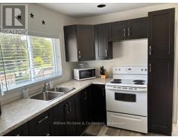 220 Ogimah Road, Native Leased Lands, ON N0H2G0 Photo 13