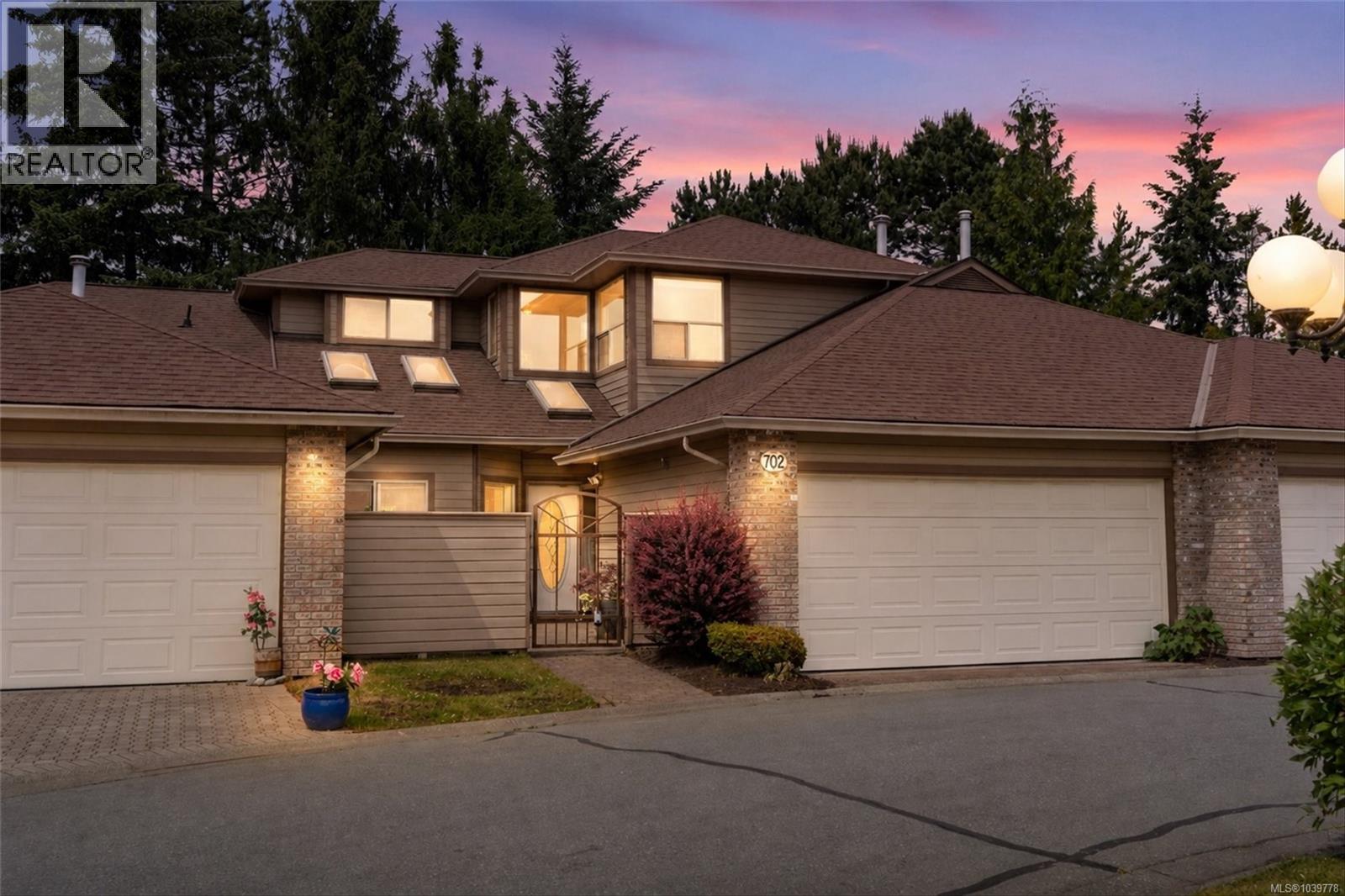 702 4515 Pipeline Rd, Saanich