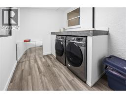 39 Granby Place, Penticton, BC V2A2Z3 Photo 13