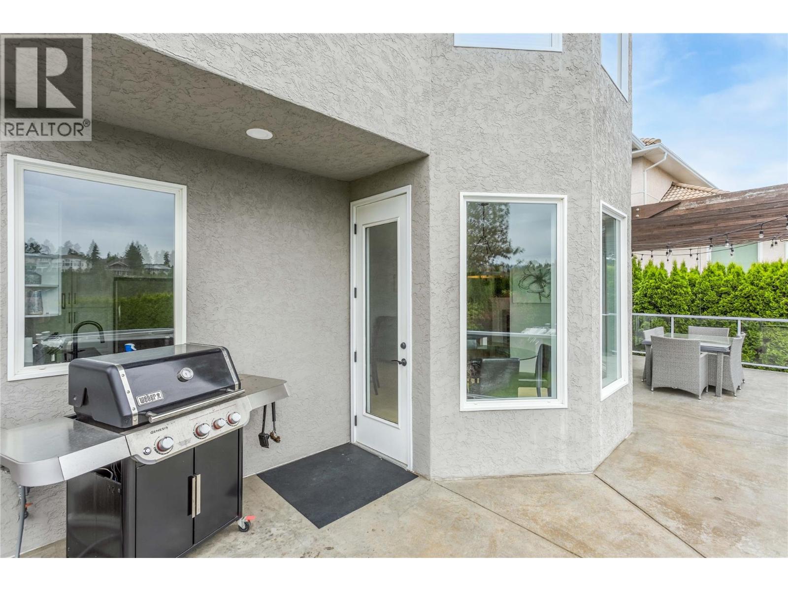 2177 Breckenridge Court, Kelowna