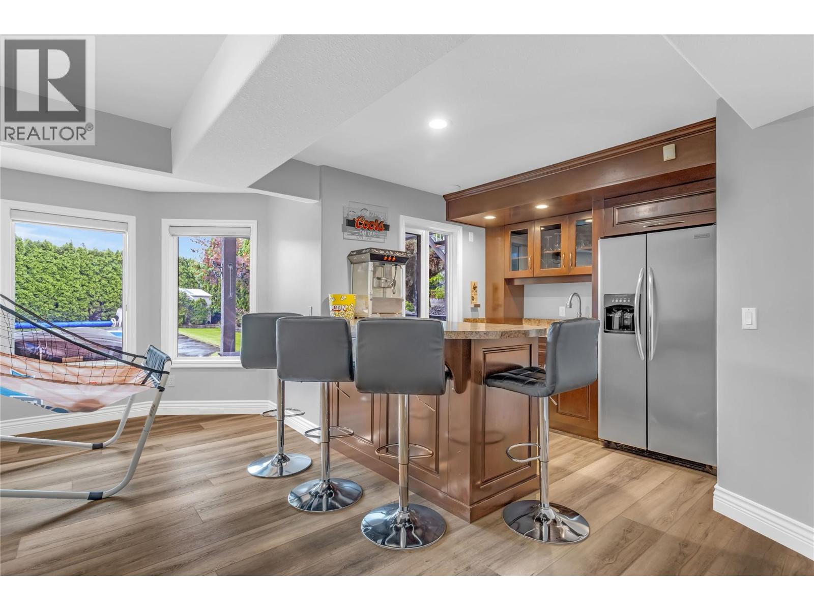 2177 Breckenridge Court, Kelowna