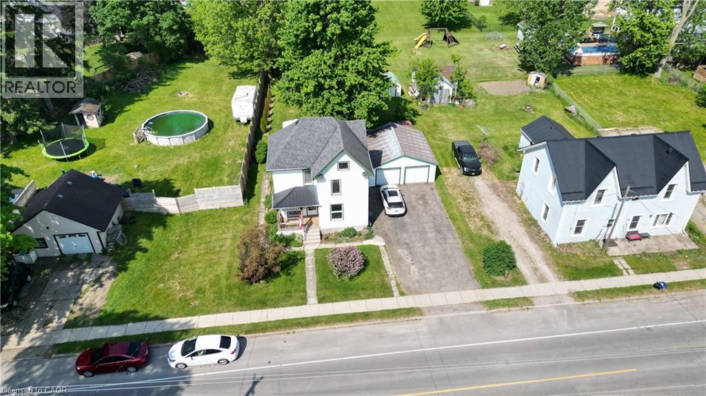 37 BAIRD Street S - 24
