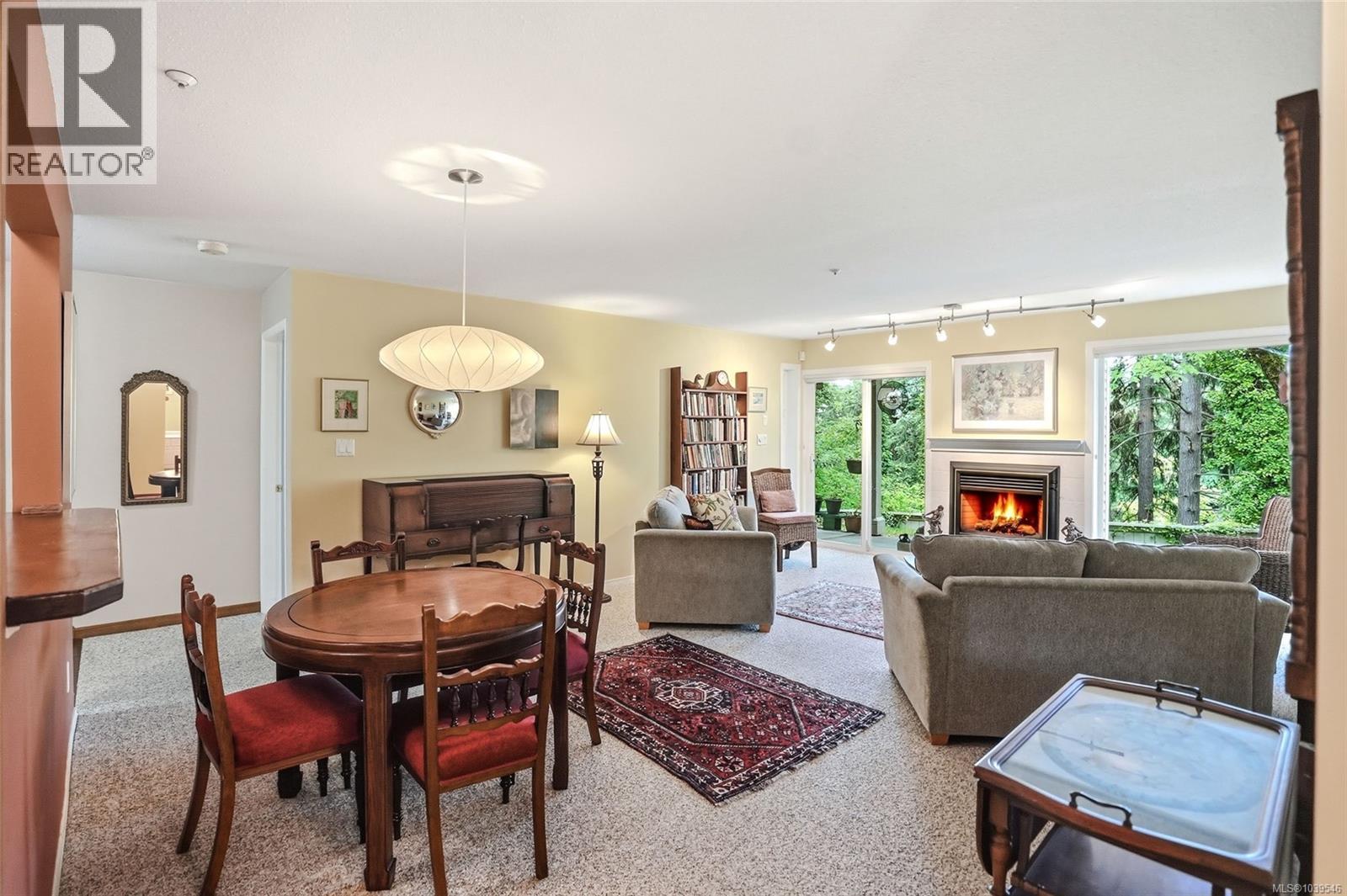 #16 571 Bradley St - 10