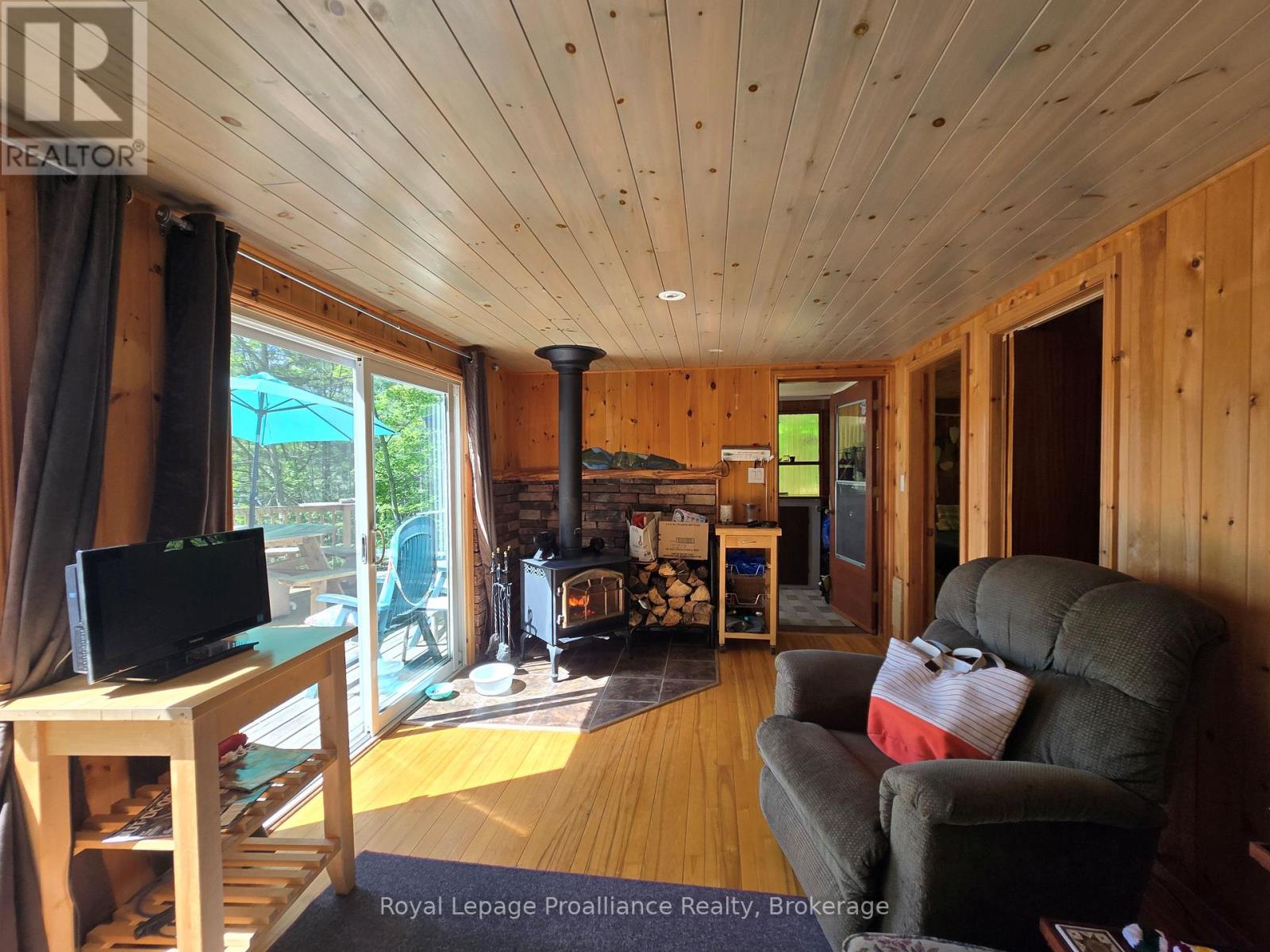 2807 MACKIE LAKE - 20