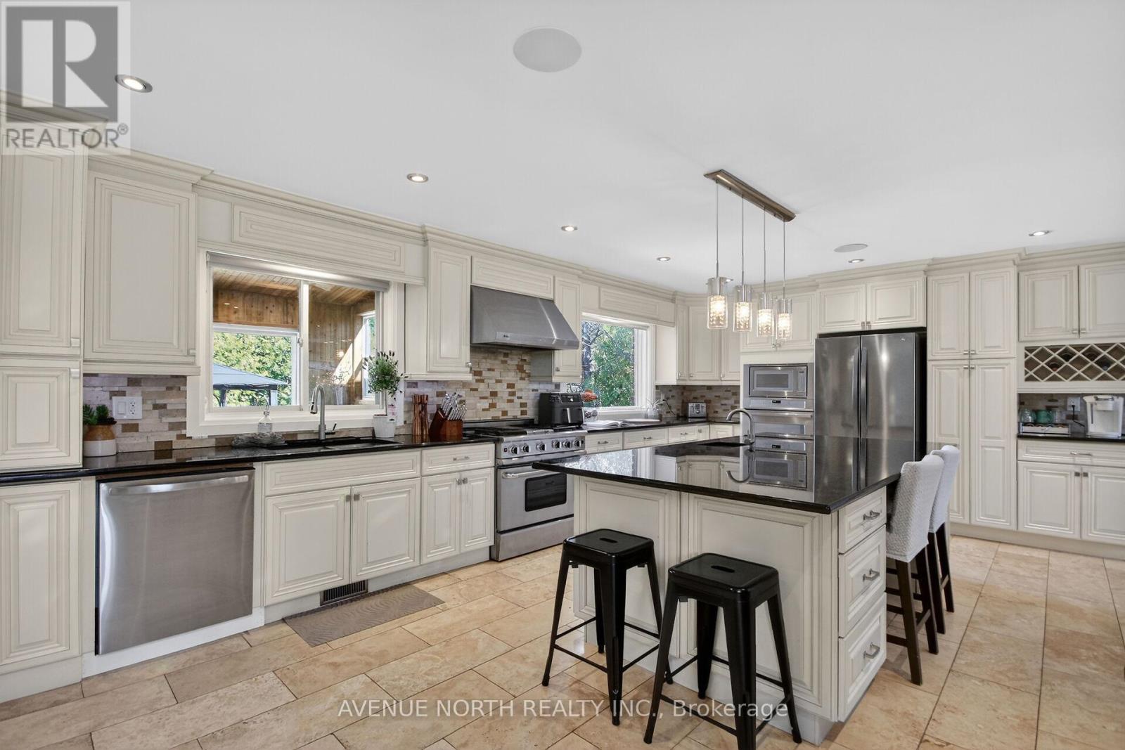1317 CORNFIELD CRESCENT - 10