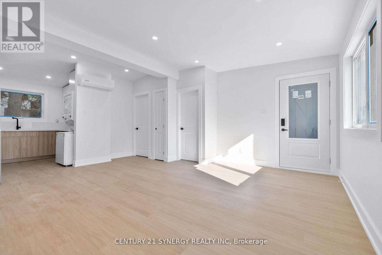 1 Bed, 1 Bath Multi-Family for Rent in Ottawa – 4 – 598 KIRKWOOD AVENUE, Ottawa – MLS# X13417606 - Image 4