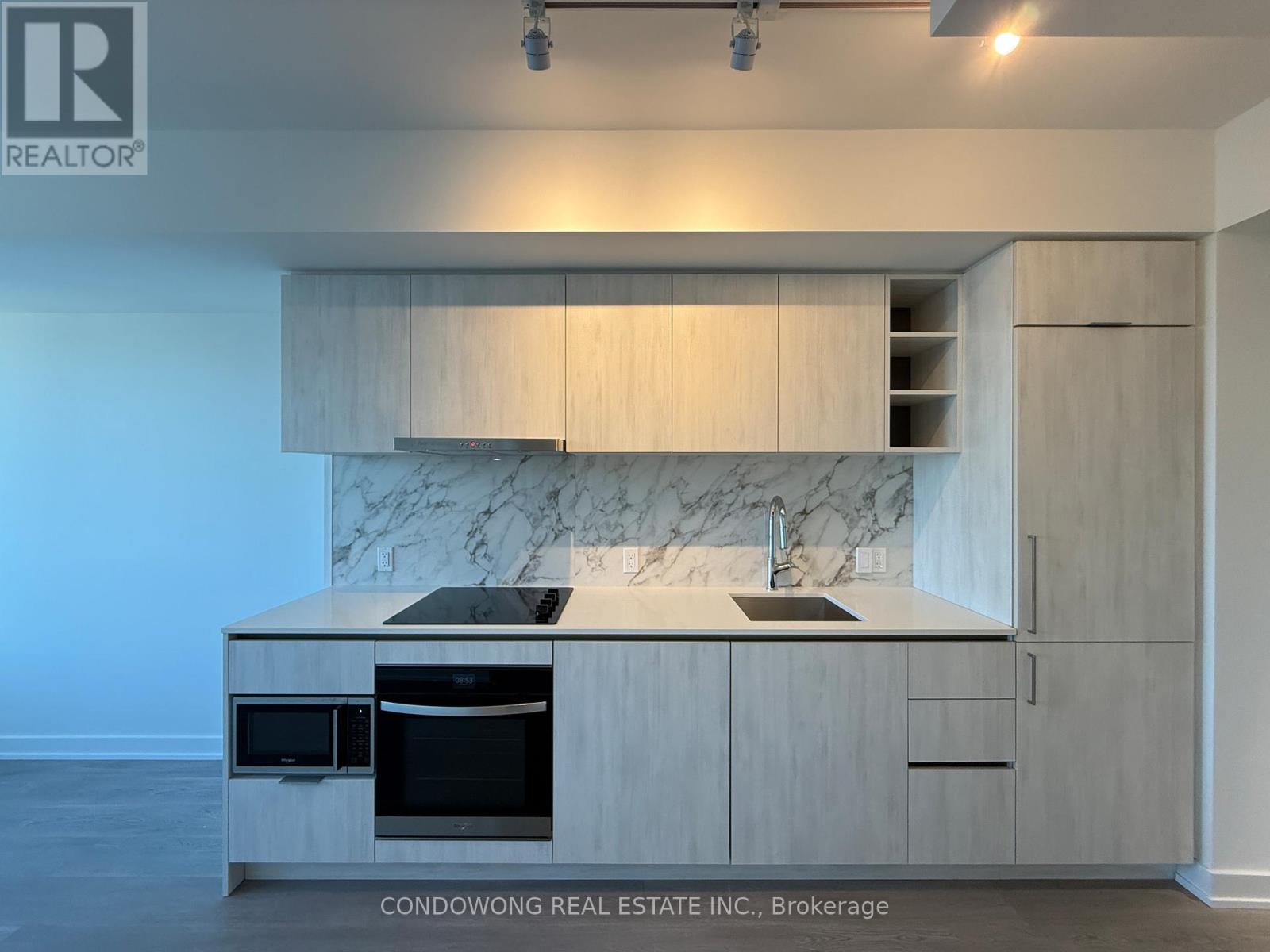 High End Kitchen