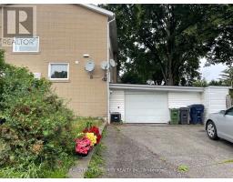 Bsmt - 112 Combermere Drive, Toronto, ON M3A2W8 Photo 13