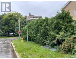 Bsmt - 112 Combermere Drive, Toronto, ON M3A2W8 Photo 15