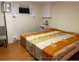 Bsmt - 112 Combermere Drive, Toronto, ON M3A2W8 Photo 8