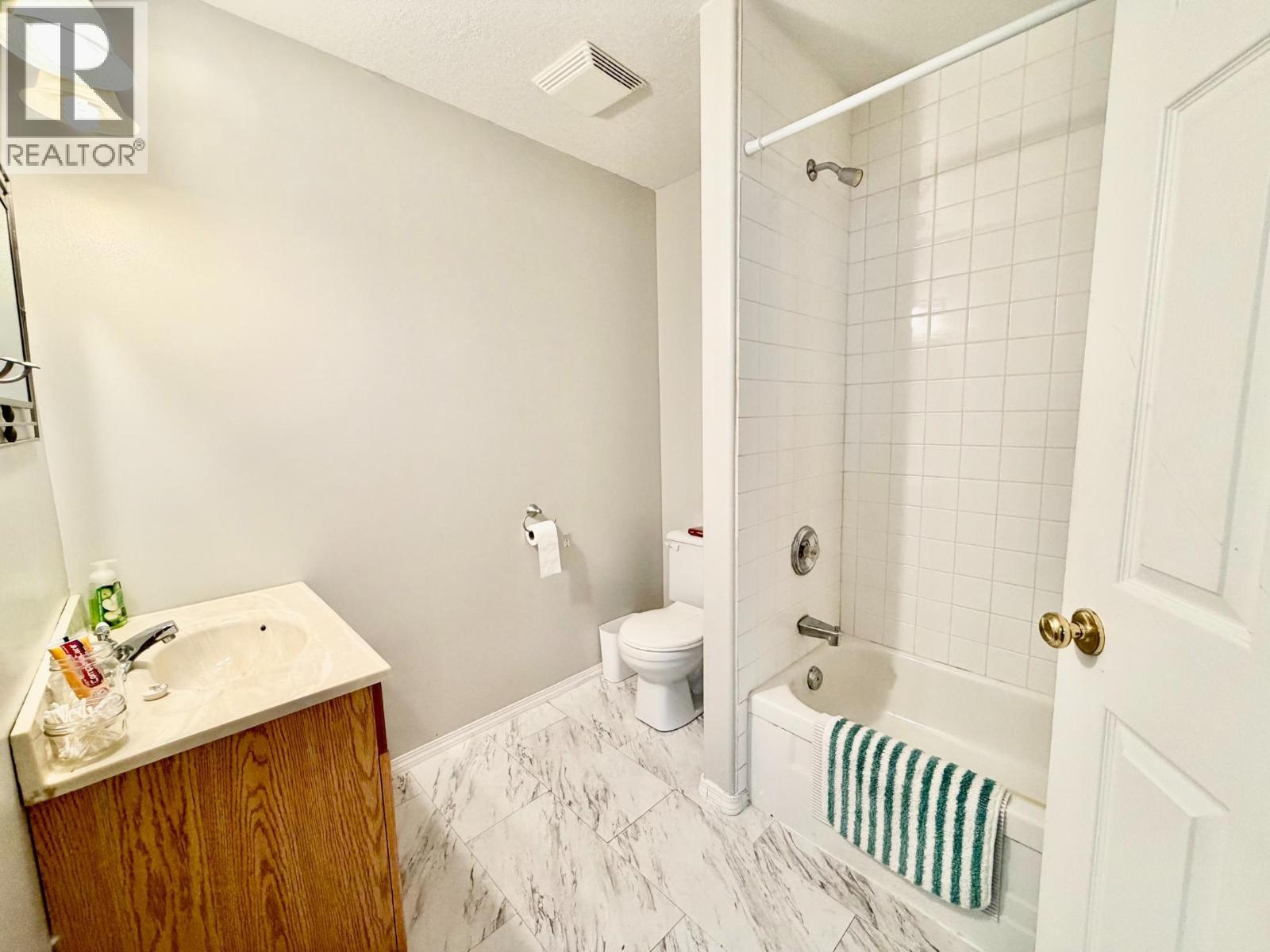 10886 261 ROAD - 16