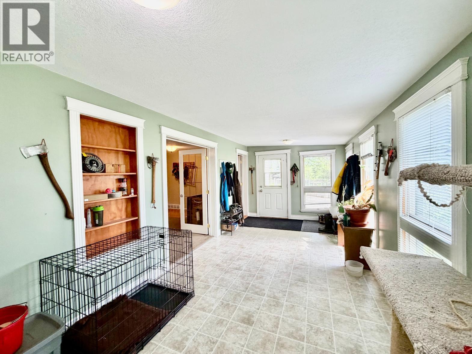 10886 261 ROAD - 12