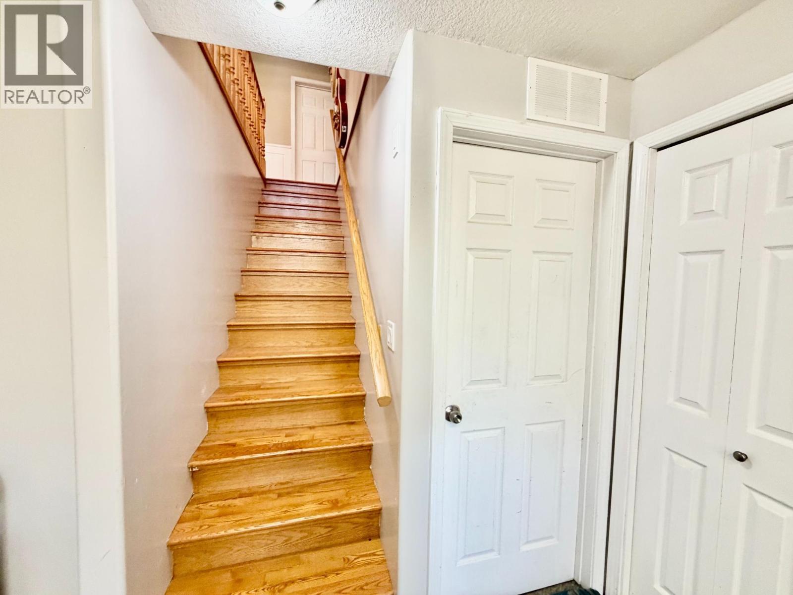 10886 261 ROAD - 17