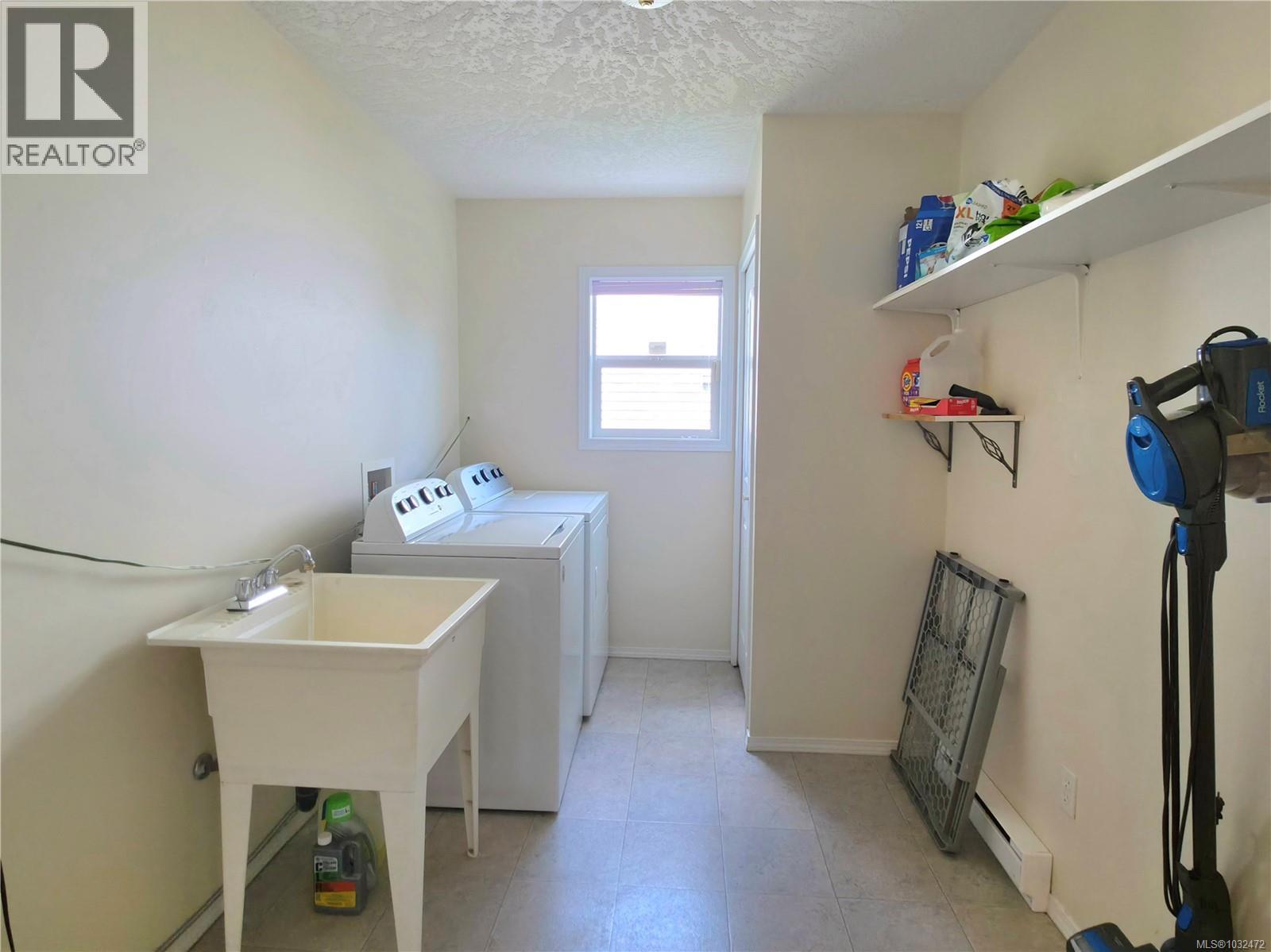 1380 Krebs Cres - 15