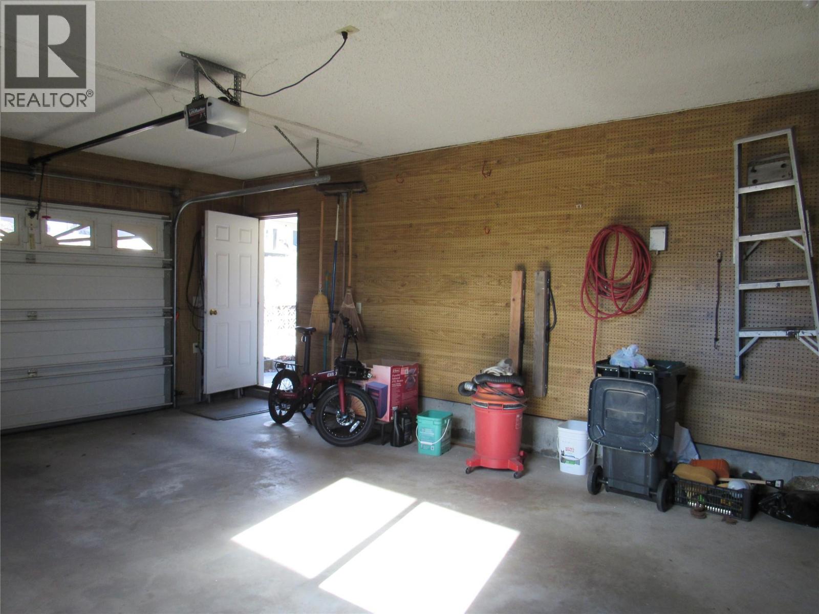 519 10th Avenue - 38