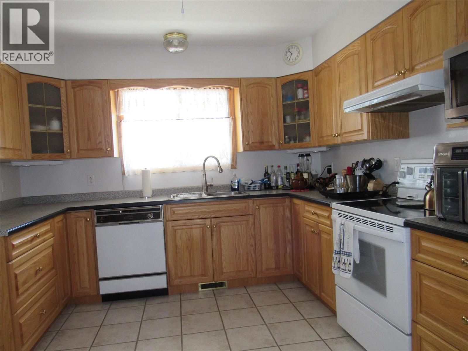519 10th Avenue - 7