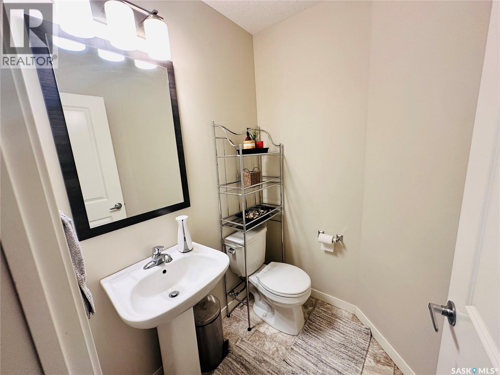 29 4533 DELHAYE WAY — photo 17