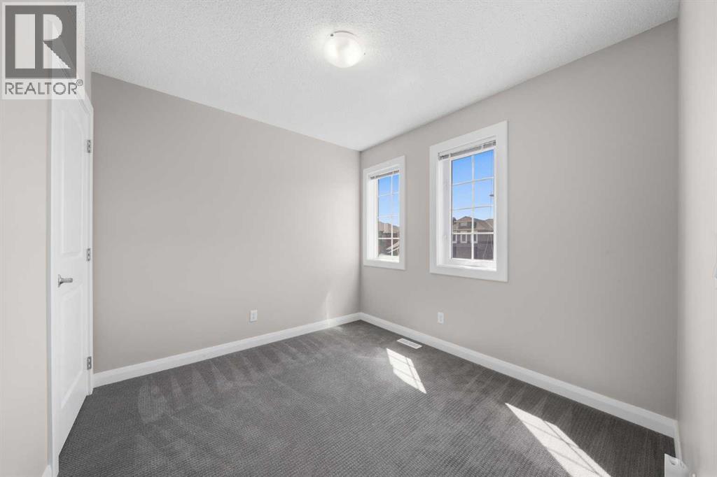 24 Evanspark Gardens NW — photo 26
