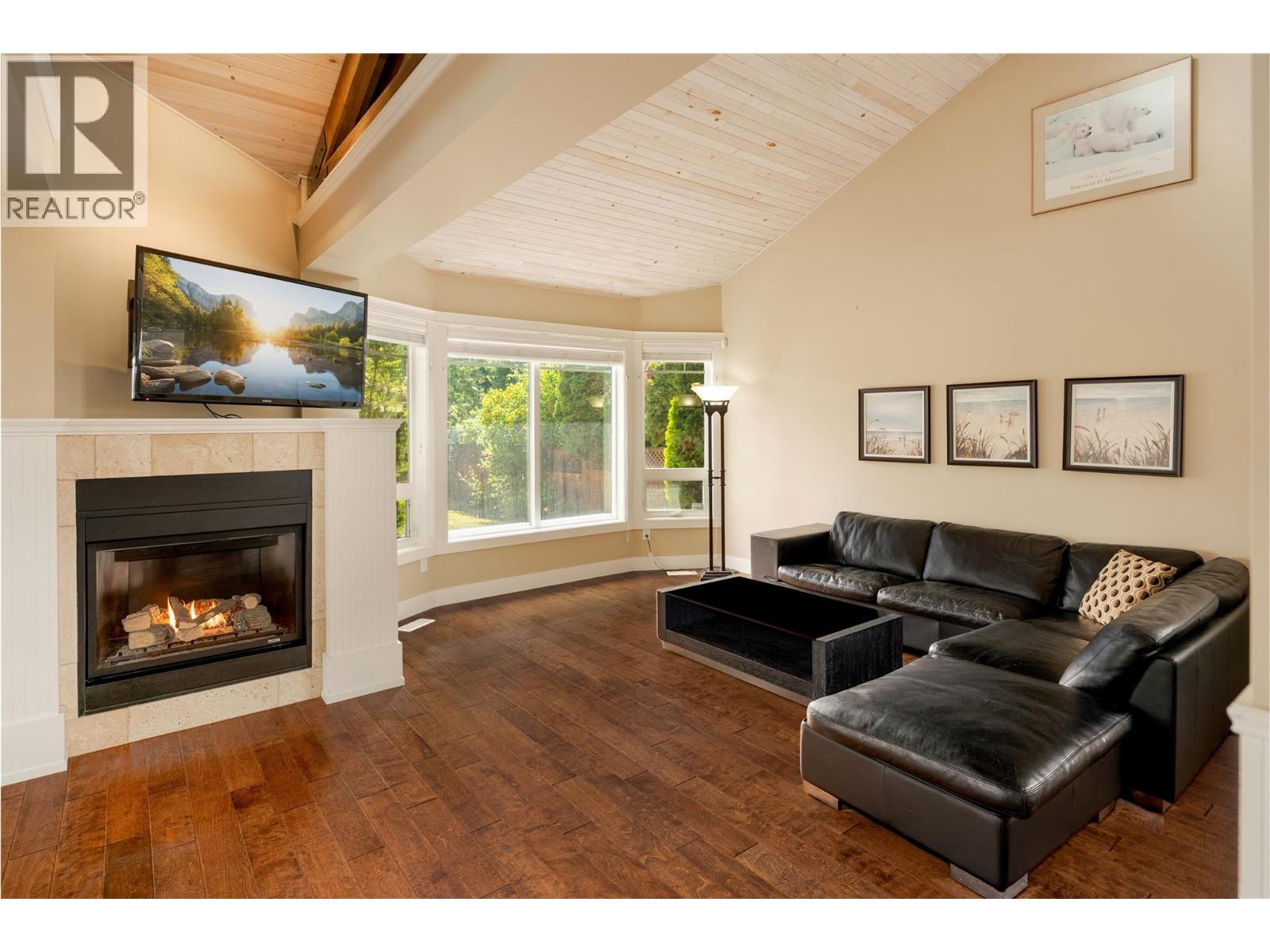 451 Cadder Avenue - 12