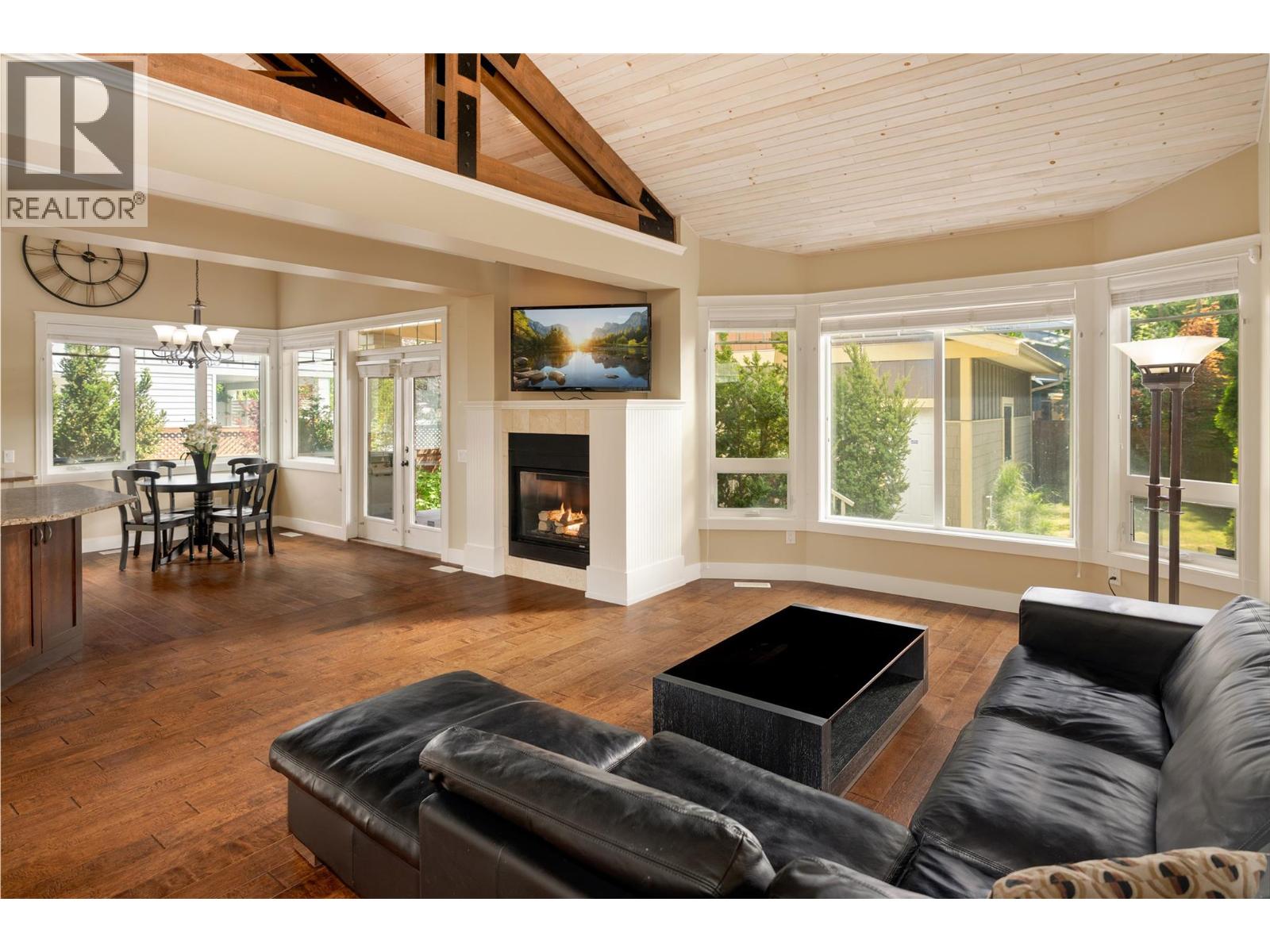 451 Cadder Avenue - 11