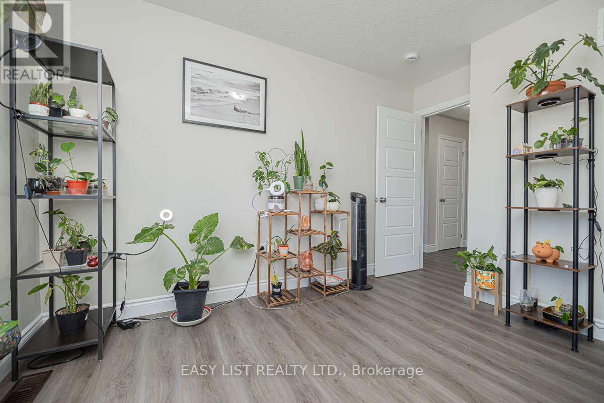 19 RALPH DALTON BOULEVARD - 21
