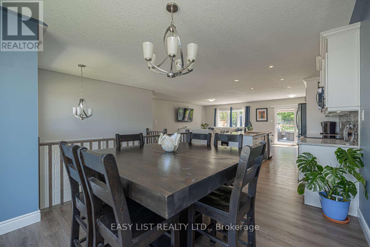 19 RALPH DALTON BOULEVARD - 6