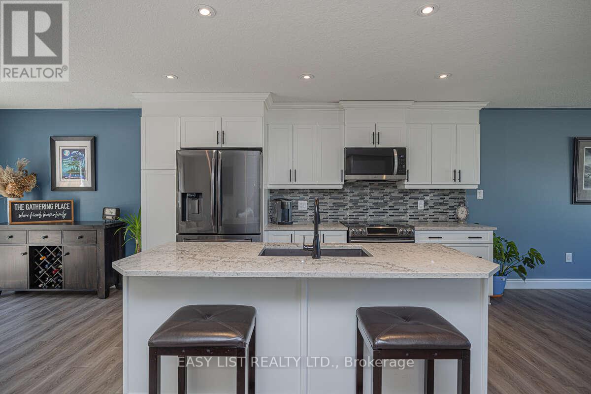 19 RALPH DALTON BOULEVARD - 8